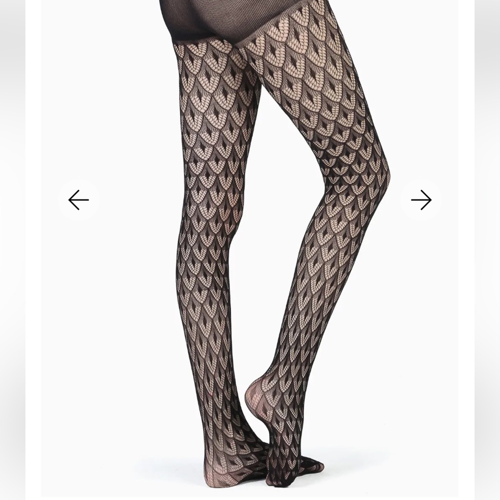 Blackmilk scale hosiery - Picture 1 of 6